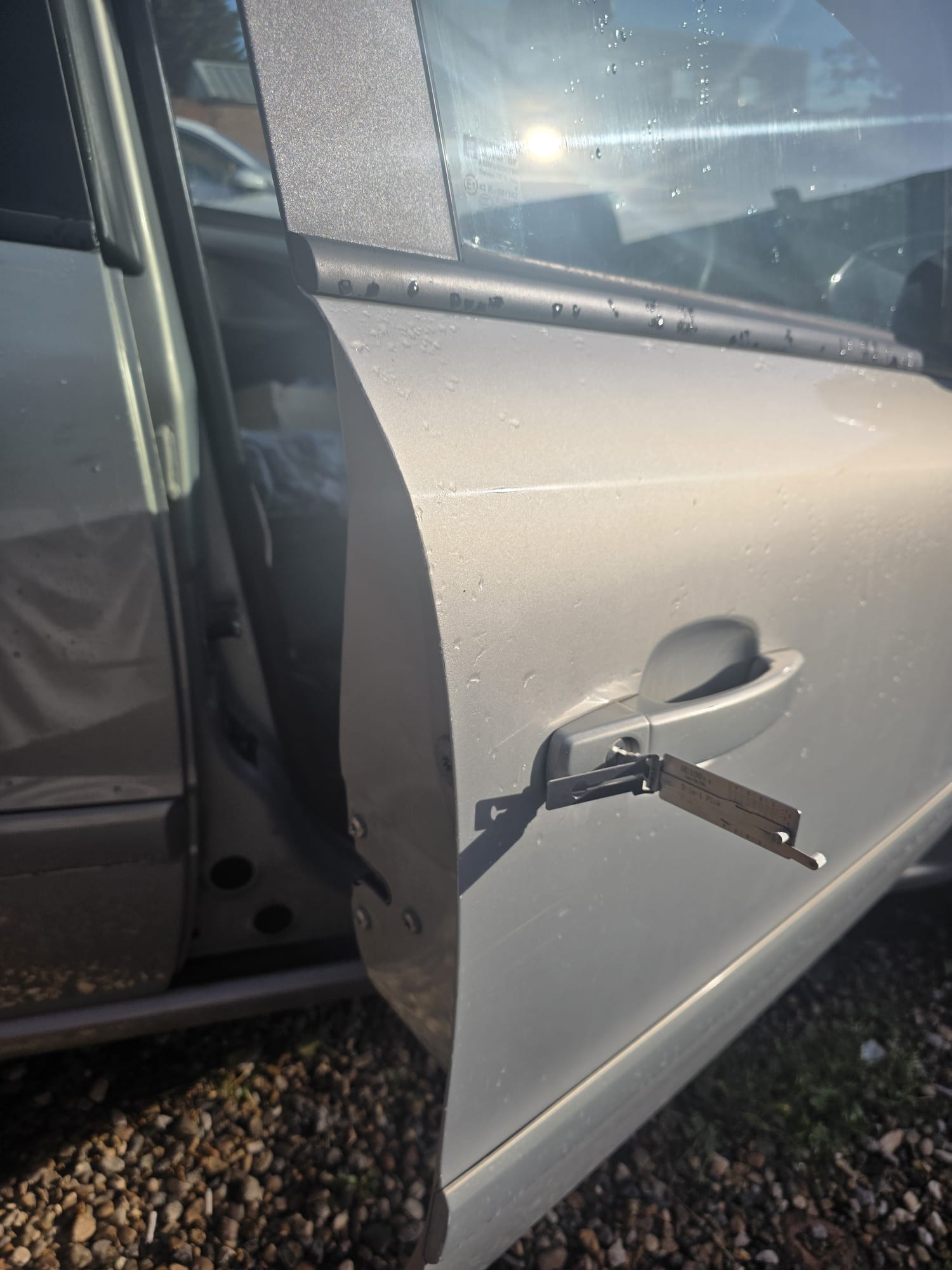 Professional locksmith